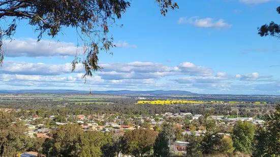 Memorial Hill Lookout