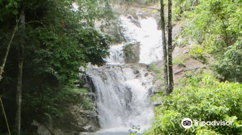 Lampi Waterfall