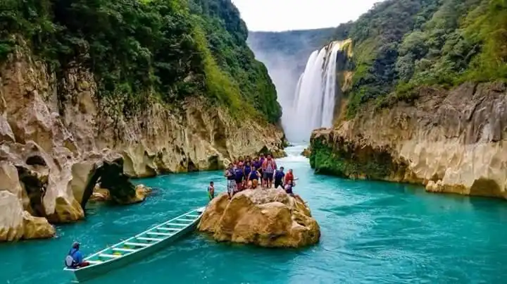Hotels near Tamul Waterfalls