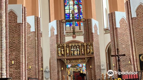 Archcathedral Basilica of St. James the Apostle