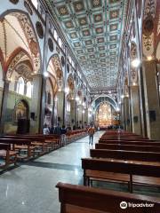 Santuario y Basílica Católica Nuestra Señora del Rosario de Agua Santa de Baños