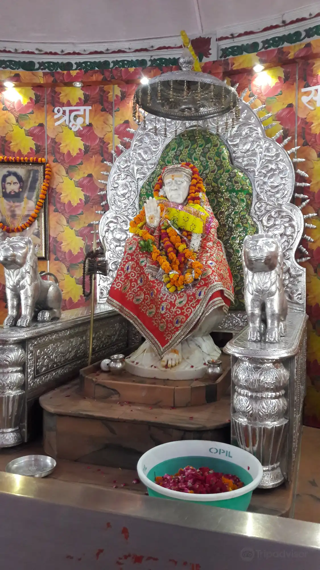 Hotels near Shri Sai Dham Mandir