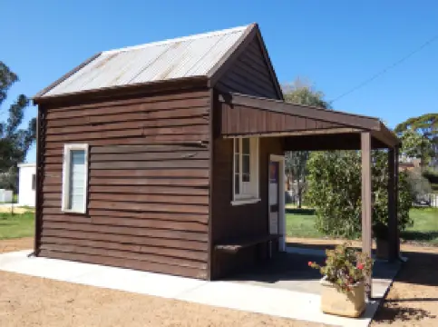 Shackleton Little Bank