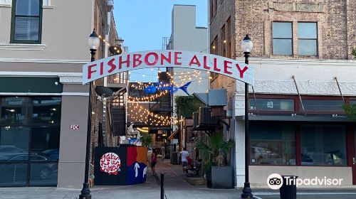 Fishbone Alley