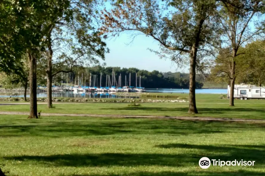 Glenn Cunningham Lake