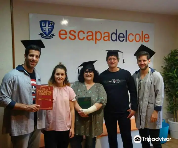 Escapa del Cole