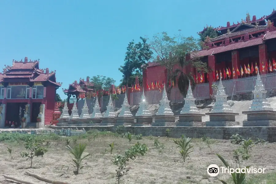 Phap Vien Thanh Son Pagoda