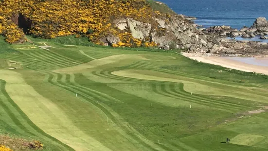 Cullen Links Golf Club