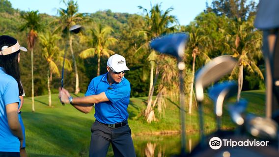 Dalit Bay Golf & Country Club