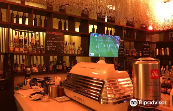 Lattitude Bar