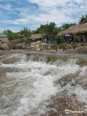 Waterland Thach Lam Stream Amusement Park