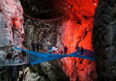 OUTDOOR - Glacier Canyon Grindelwald