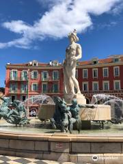 Fontana del Sole