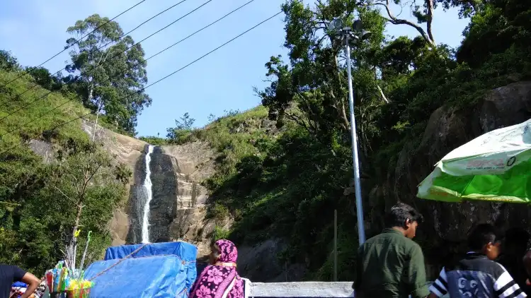 Hotels near Silver Cascade Falls Rd
