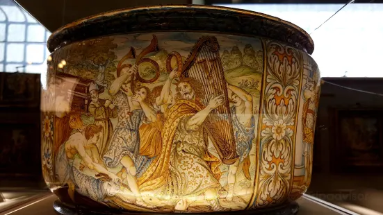 Museo Acerbo delle Ceramiche di Castelli