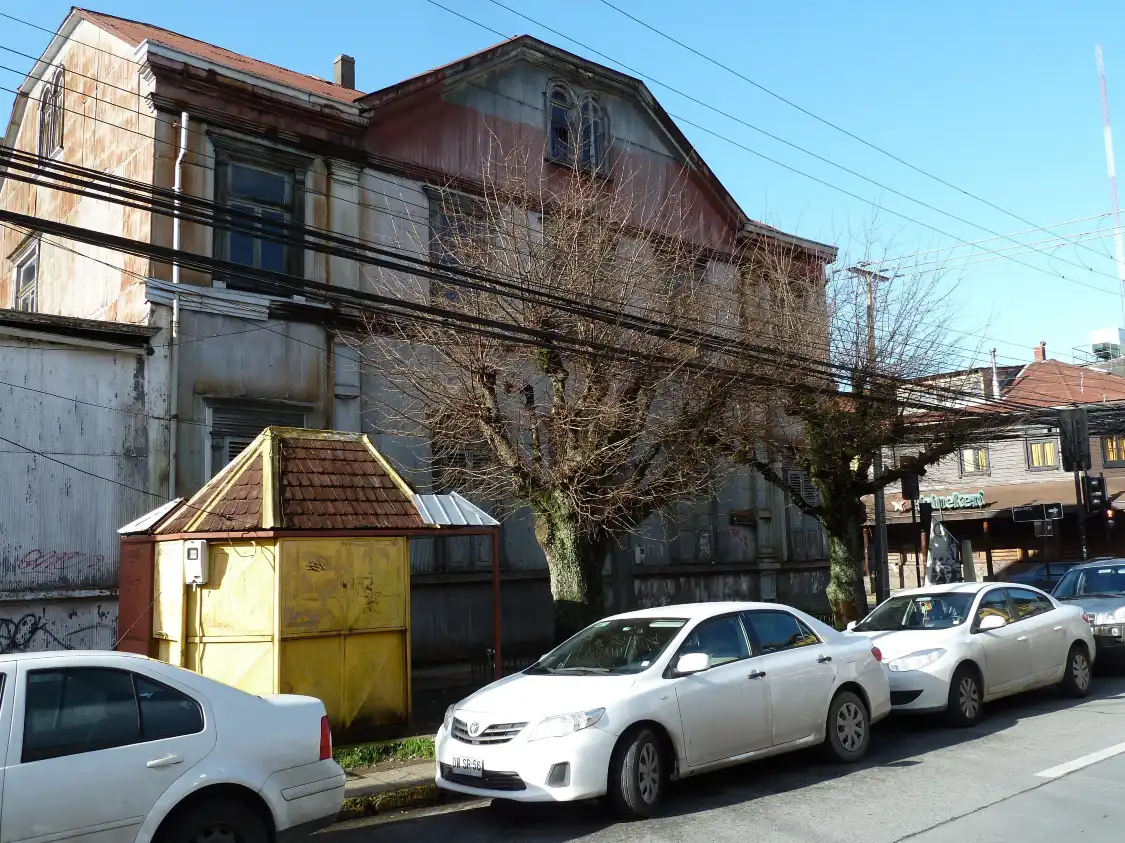 Hotels near Casa Pauly