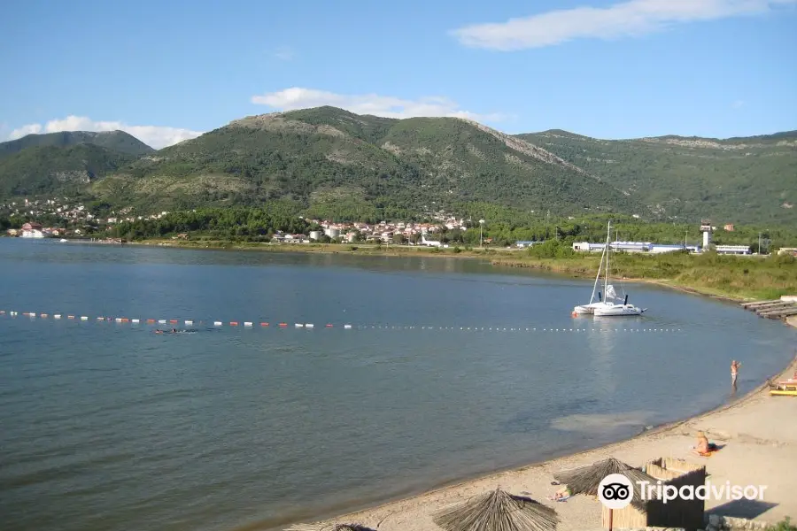 Kalardovo Beach