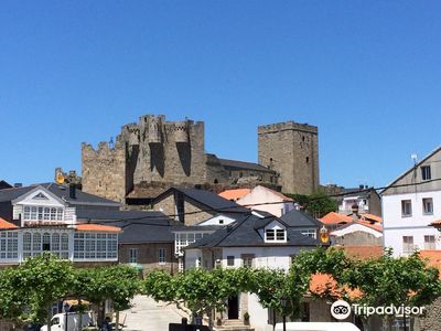 Castillo De Castro Caldelas