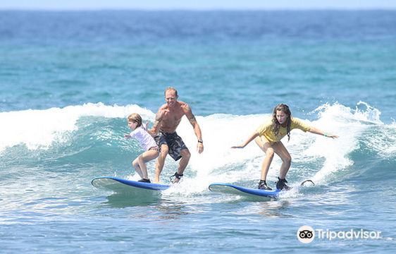 Kona Mike's Surf Adventures