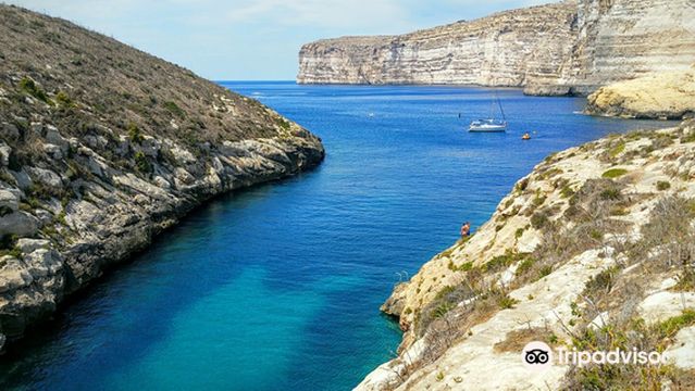 Xlendi Beach