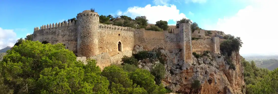 Castillo de Santueri 주변 호텔