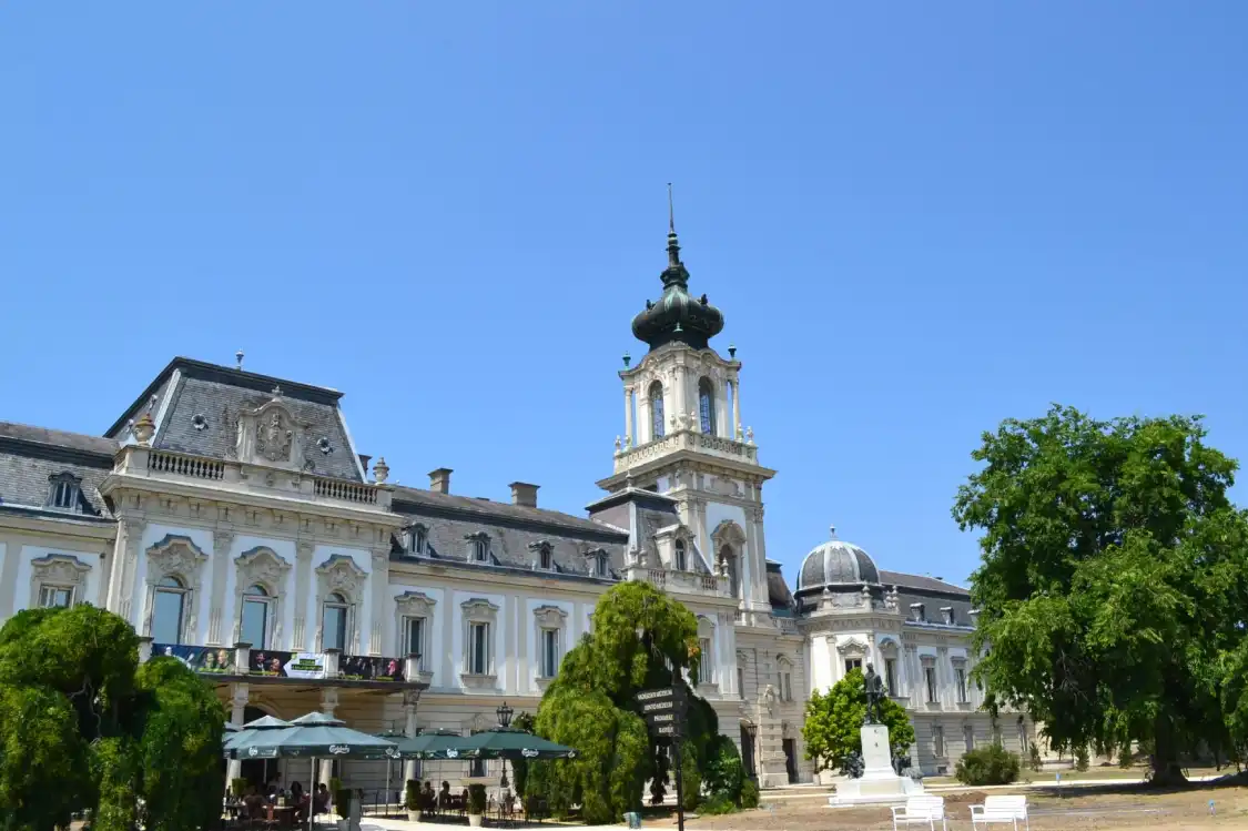 Hotels near Helikon Castle Museum