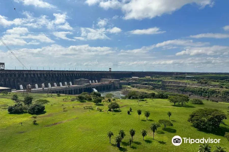 Represa Hidroeléctrica Itaipú Binacional