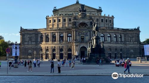 Theaterplatz