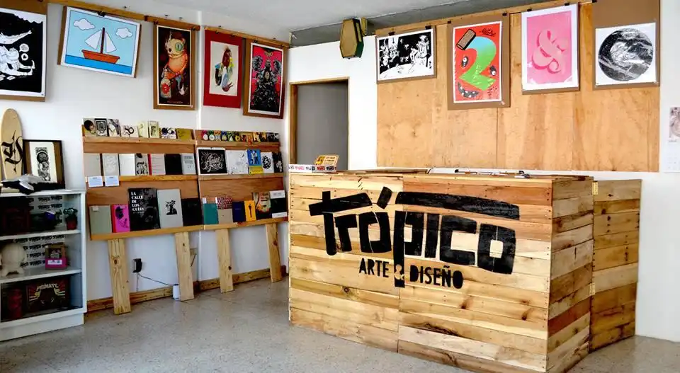 Hotels near Tropico Arte & Diseno