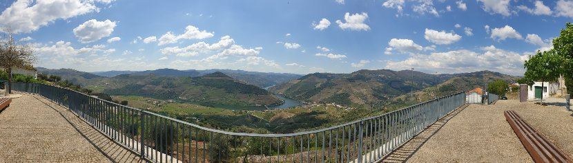 Andraes