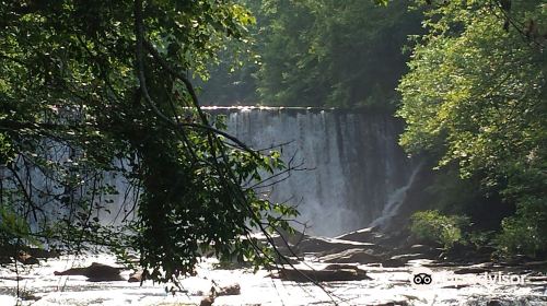 Vickery Creek Trail