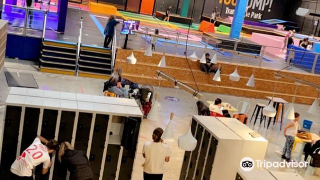 Jump Indoor Trampoline Park Avignon