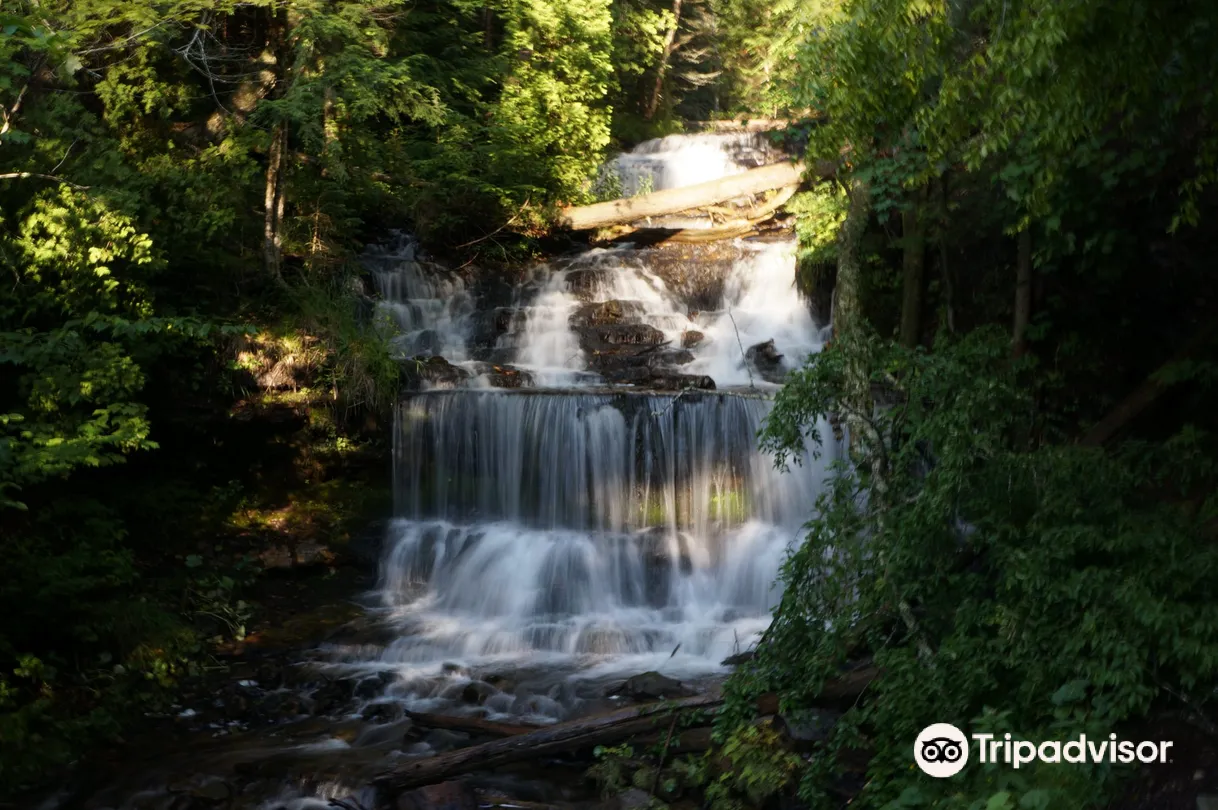 3_Wagner Falls