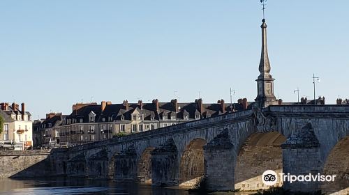 Pont Jacques-Gabriel