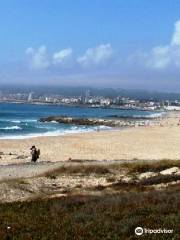 Praia da Figueira (Figueira Beach)