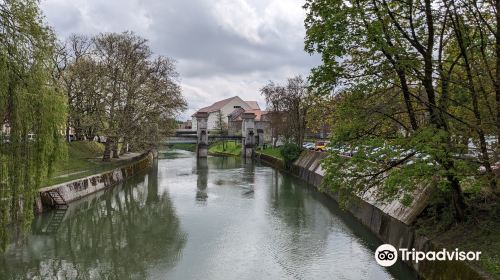 Ljubljanica River Barrier