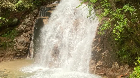 Otaki - Metaki waterfalls