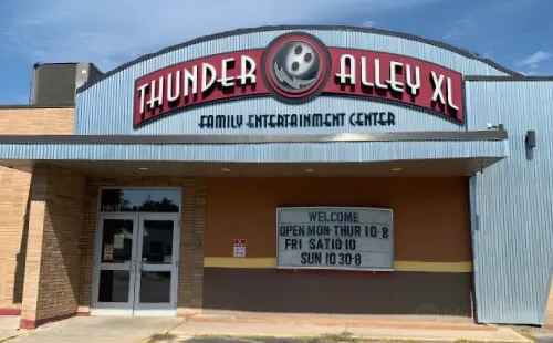 Thunder Alley XL & Big Thunder Mini Golf