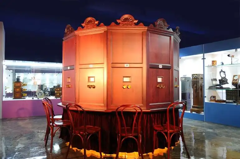 Hotels near History of Cinema Museum - HOC