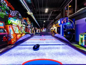 R1 Indoor Karting ft. Time Mission, Dart City & AxeBar