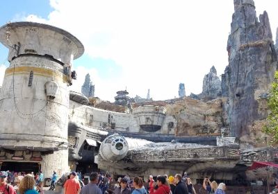 Star Wars Launch Bay