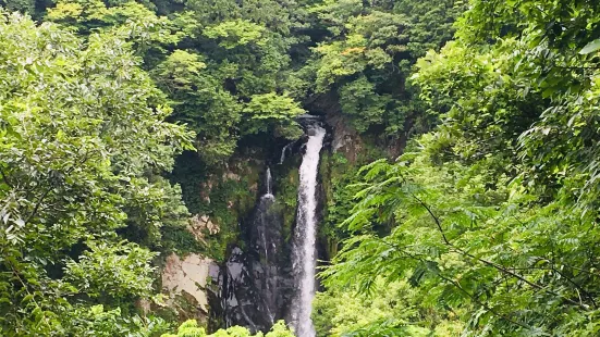 Hattan No Taki Waterfall