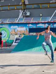 the Backyard Skatepark - Lezioni di Skate & Skate club