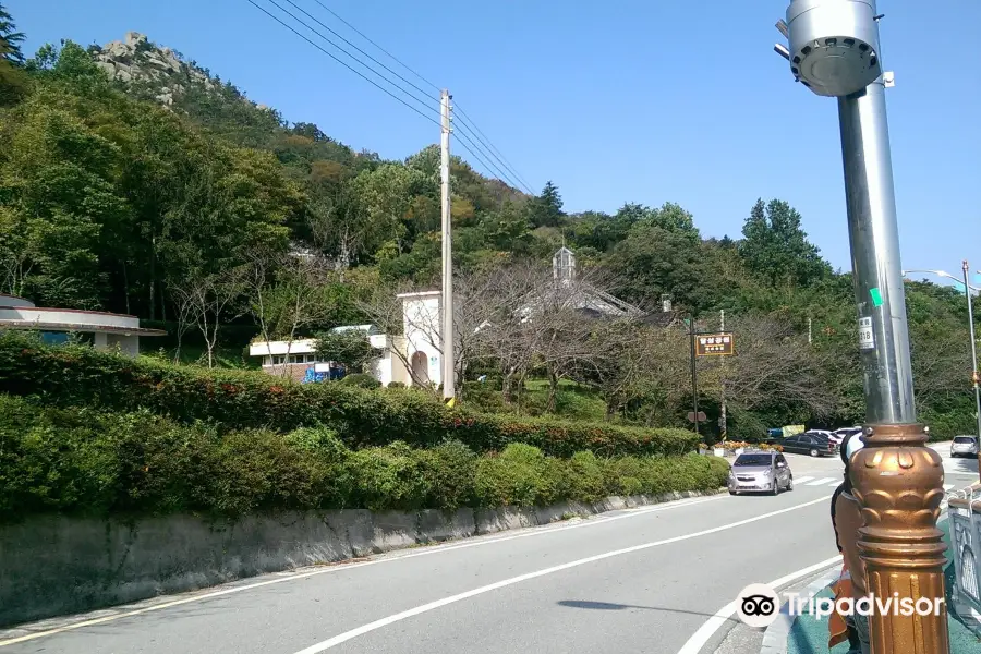 儒達山雕塑公園