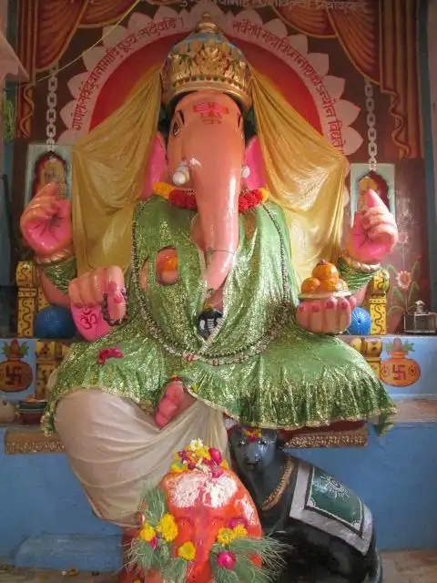 Hotels near Ganeshji Mandir