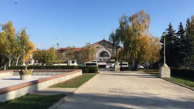 Hotels near Chisinau Railway Station