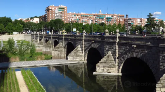 Segovia Bridge