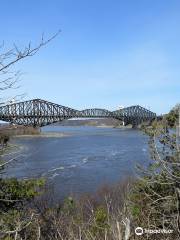 Quebec Bridge