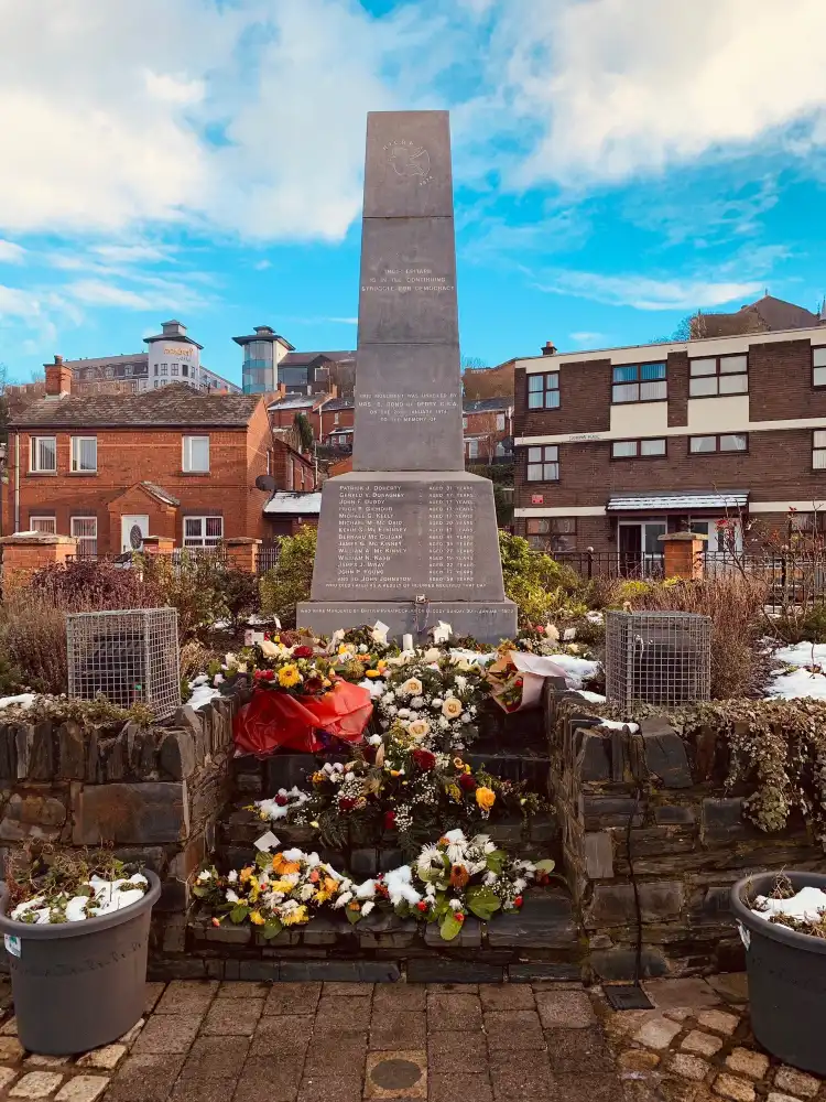 Hotel dekat Bloody Sunday Memorial