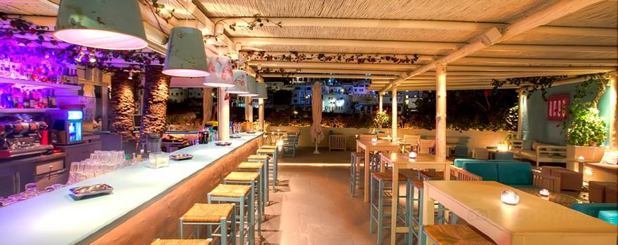 Click Cocktail Bar